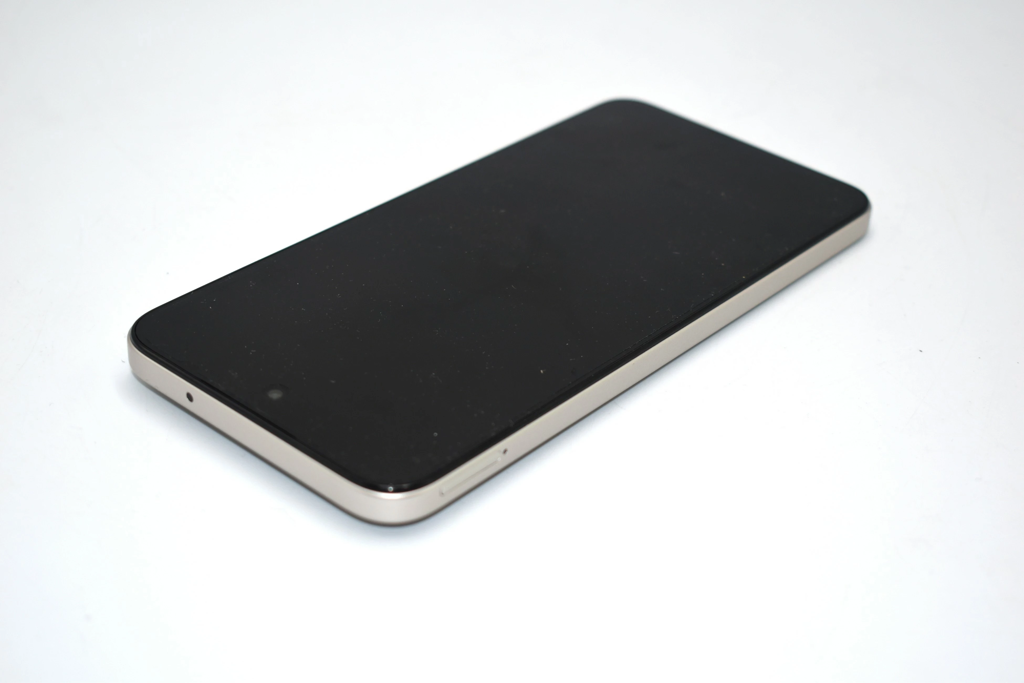 telefon-xiaomi-redmi-15-8256gb-69-144hz-srebrny-typ-202685-212929