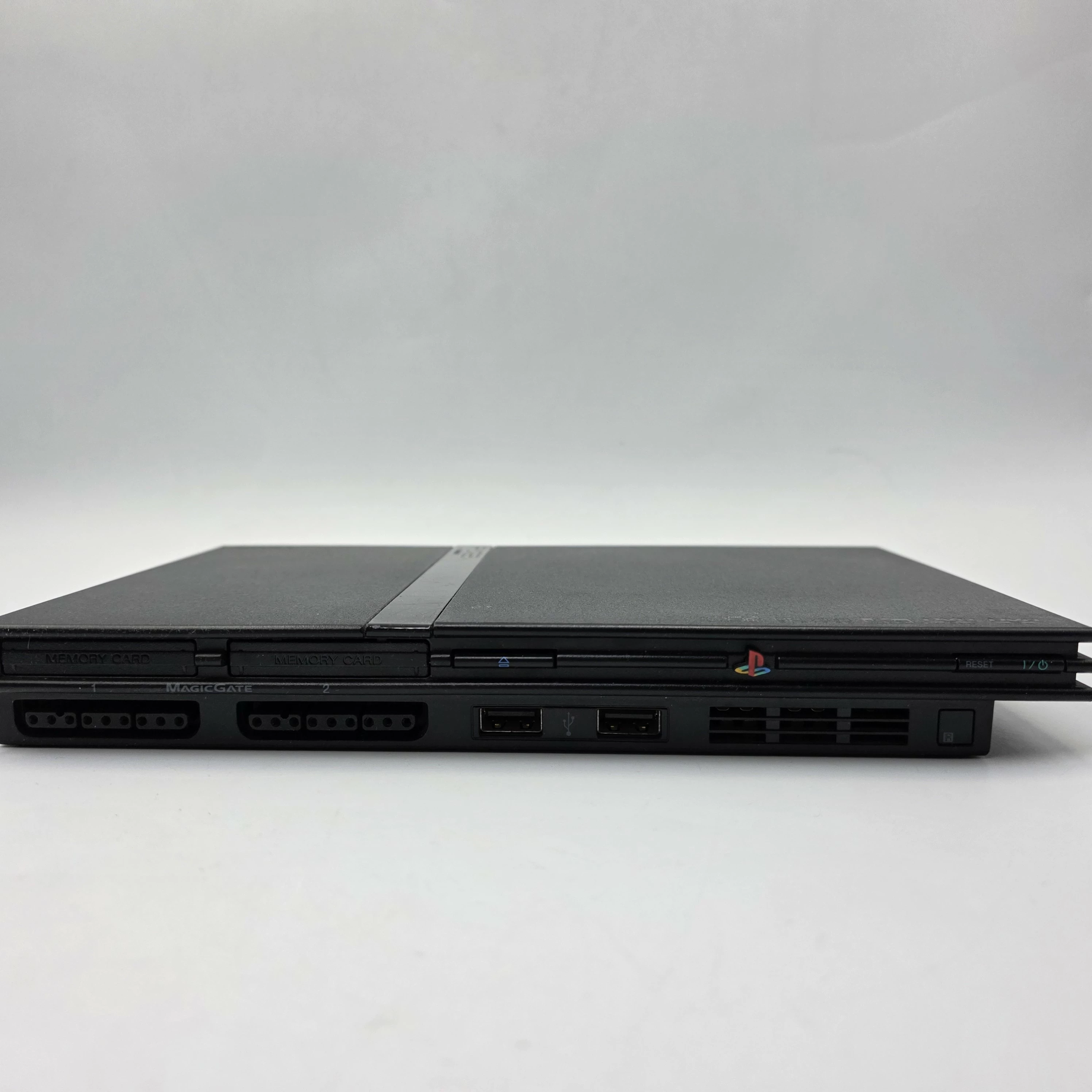 konsola-sony-ps2-okablowanie-2-pady-producent-248914-1705040