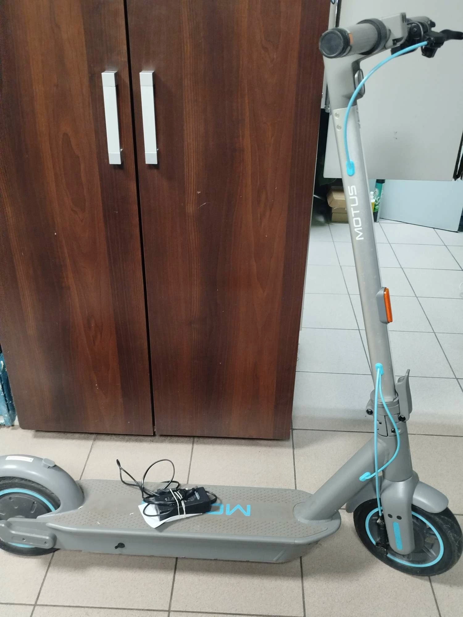 hulajnoga-motus-10-350w-3-maja-9-lipno