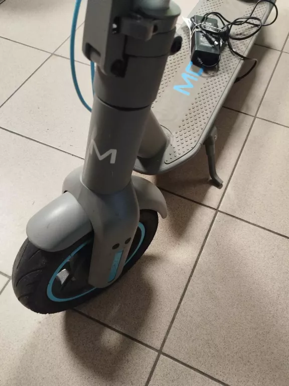 hulajnoga-motus-10-350w-predkosc-maksymalna-2000