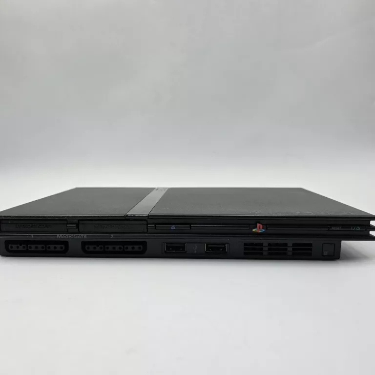 konsola-sony-ps2-okablowanie-2-pady-producent-248914-1705040