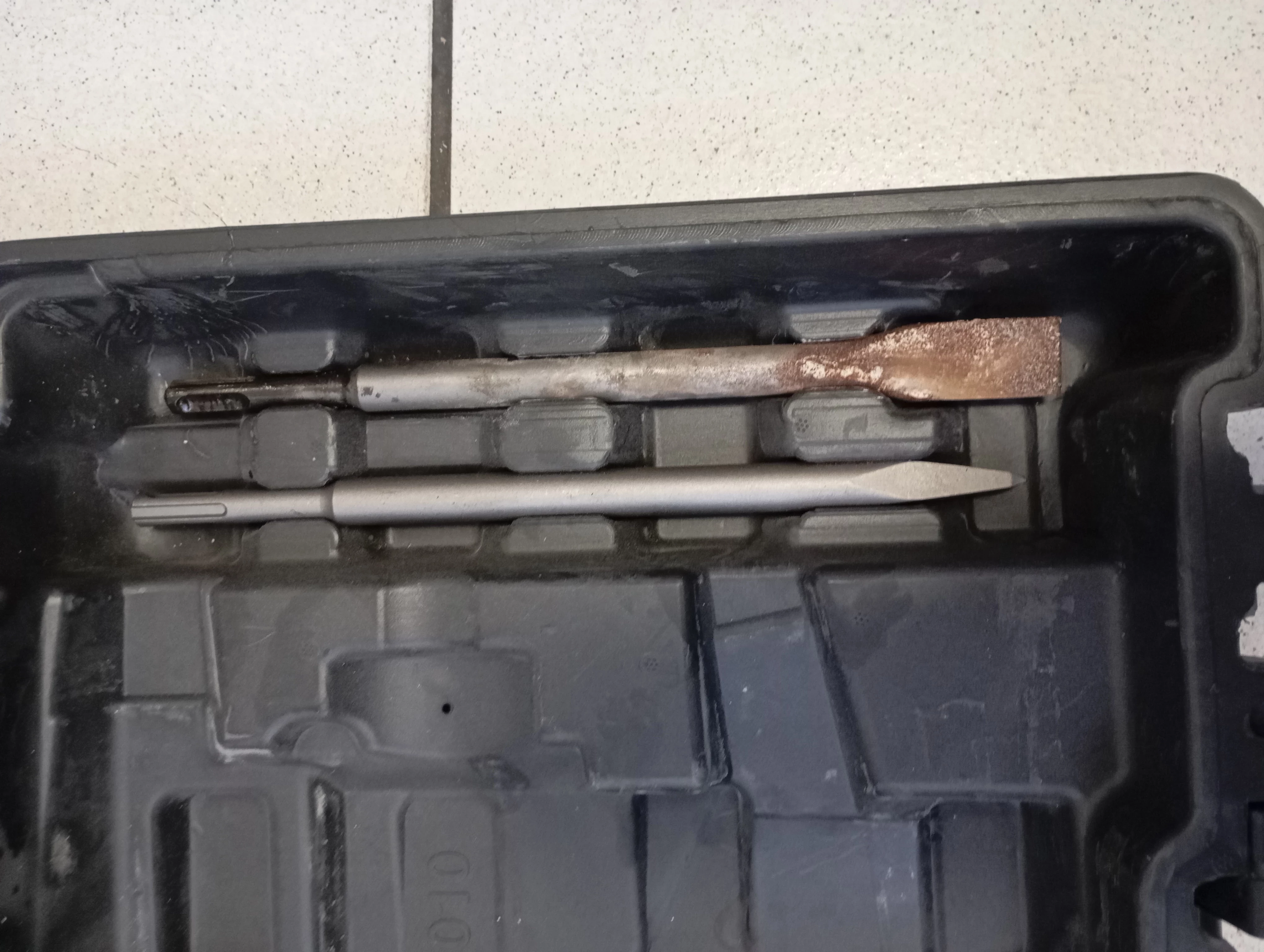 mlotowiertarka-macallister-msrh1250-a-energia-udaru-42