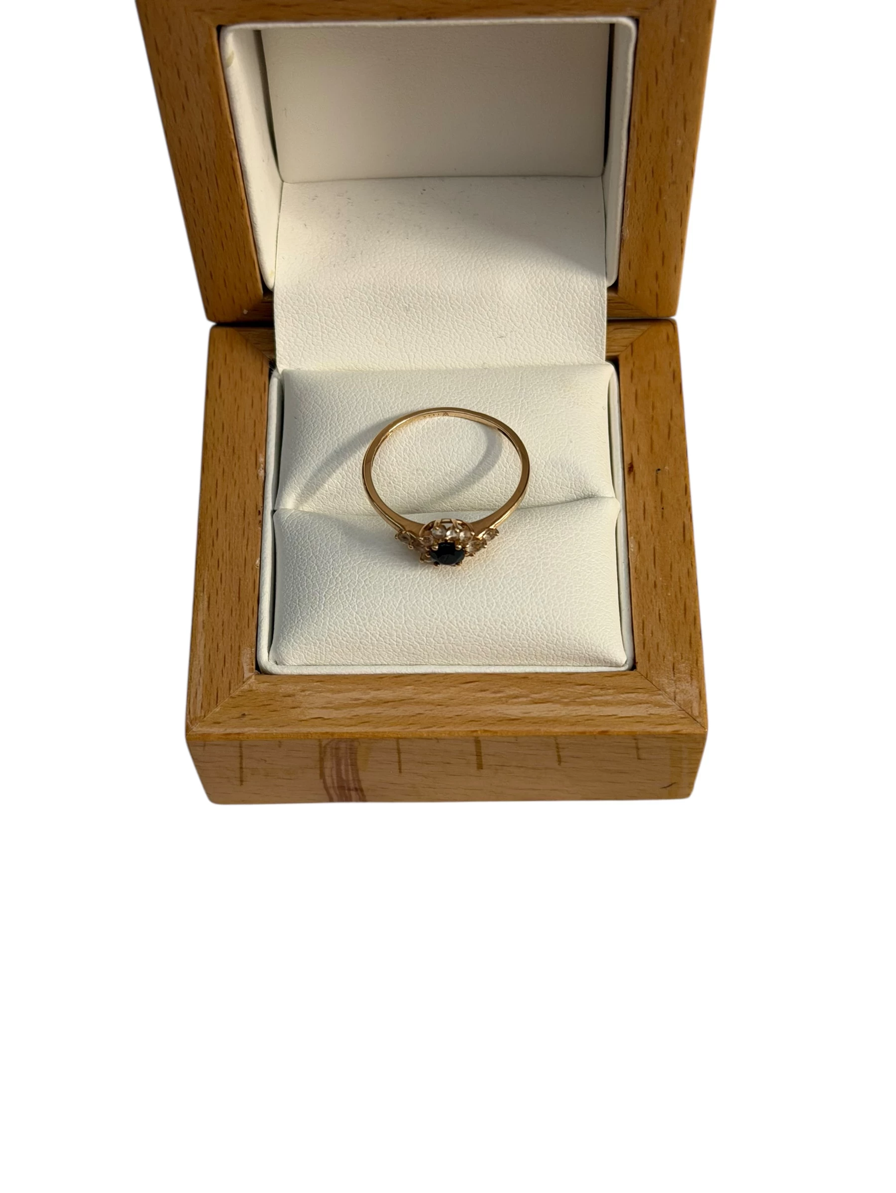 piekny-zloty-pierscionek-kamien-17088-128