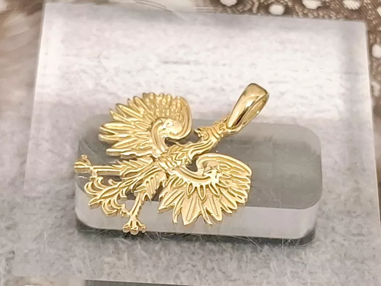 zlota-zawieszka-orzel-pr585-245gr-rynek-5-kety