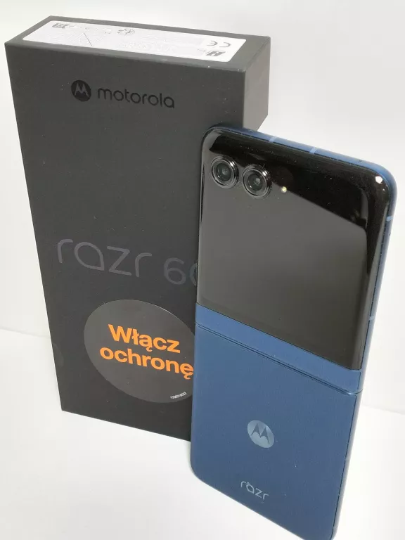 telefon-motorola-razr-60-256gb-bez-rat-typ-202685-212929