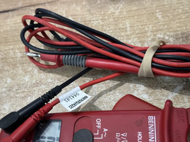 miernik-pradu-benning-cm-1-2-cegowy-zawiera-baterie-250685-2006716