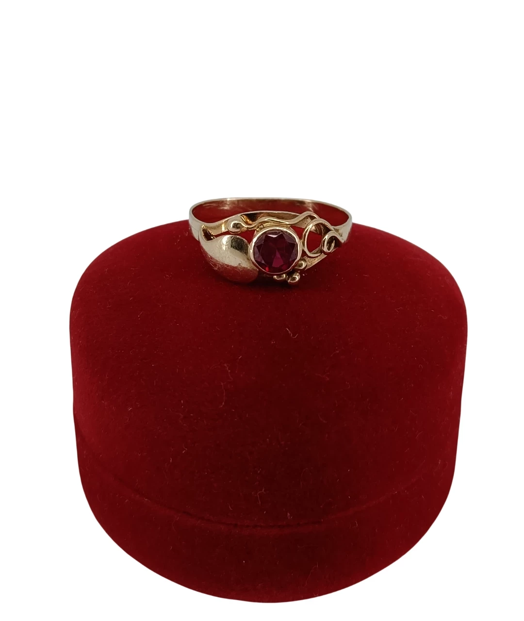 nietuzinkowy-zloty-pierscionek-585-167g-r18-material-15835-2