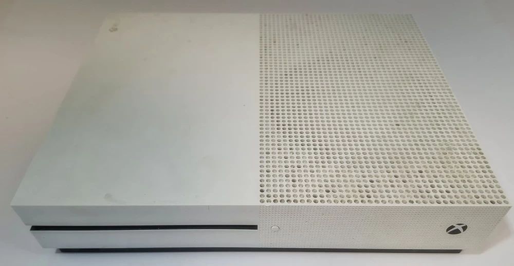 xbox-one-1681-konsola-at-opis-warszawska-12-wieruszow-ev