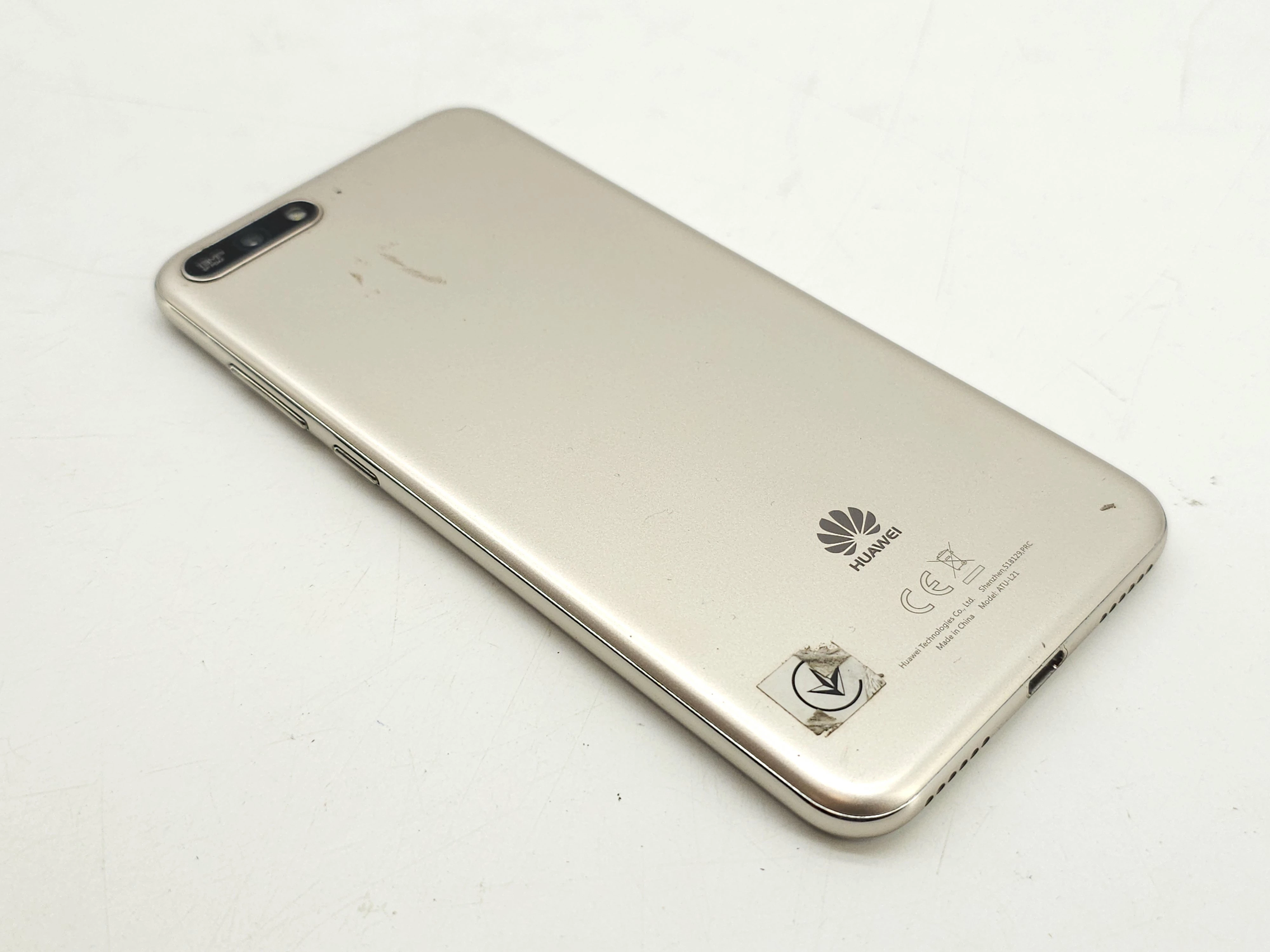 huawei-y6-2018-216gb-wbudowana-pamiec-202869-214201