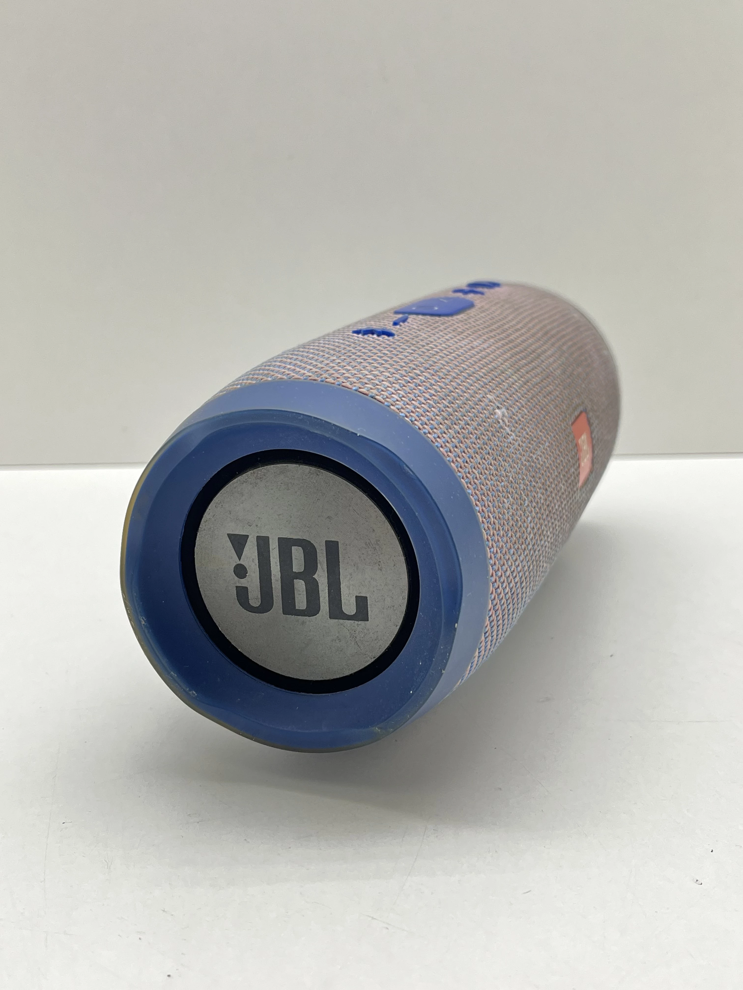 glosnik-bt-jbl-charge-3-niebieski-funkcje-221089-4