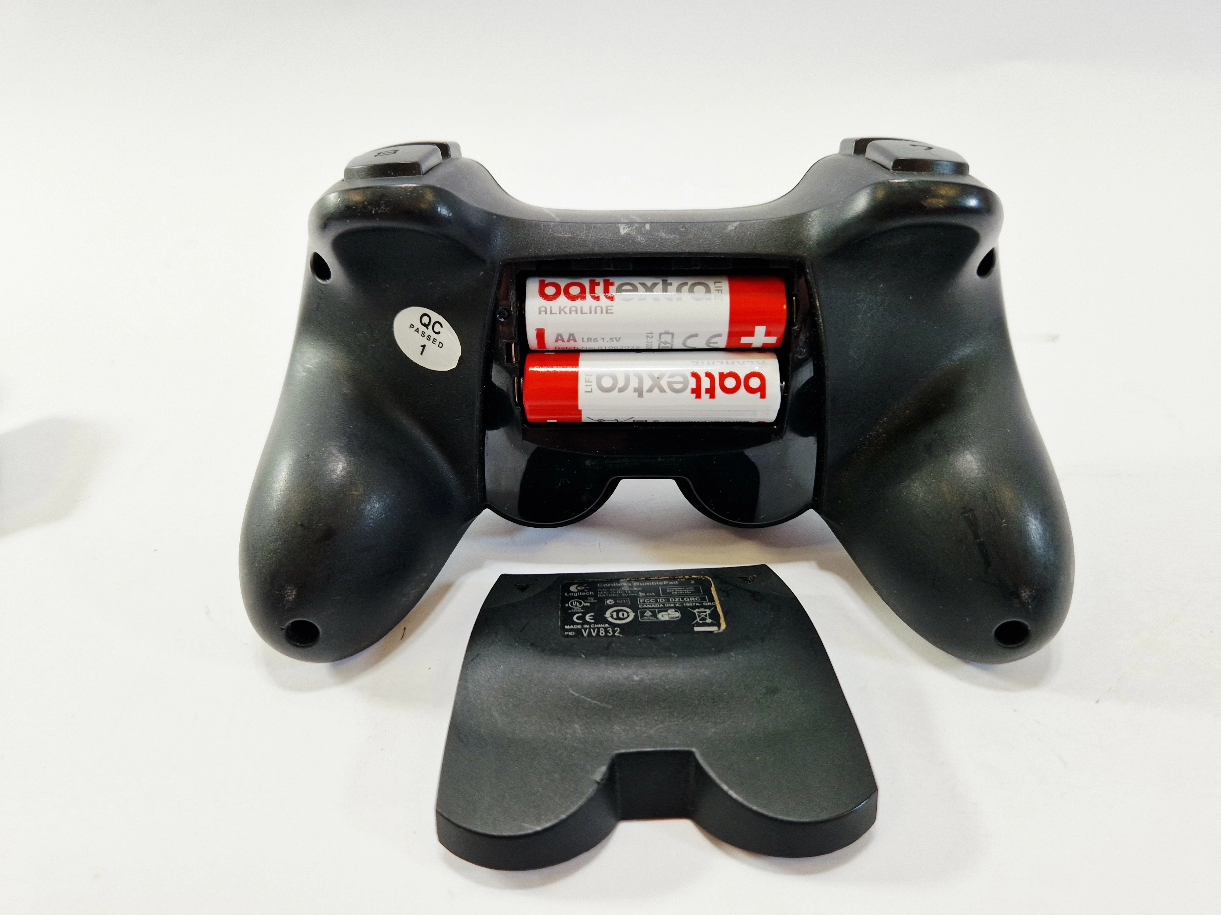 pad-kontroler-logitech-cordless-rumblepad-2-kompatybilne-platformy-210650-1