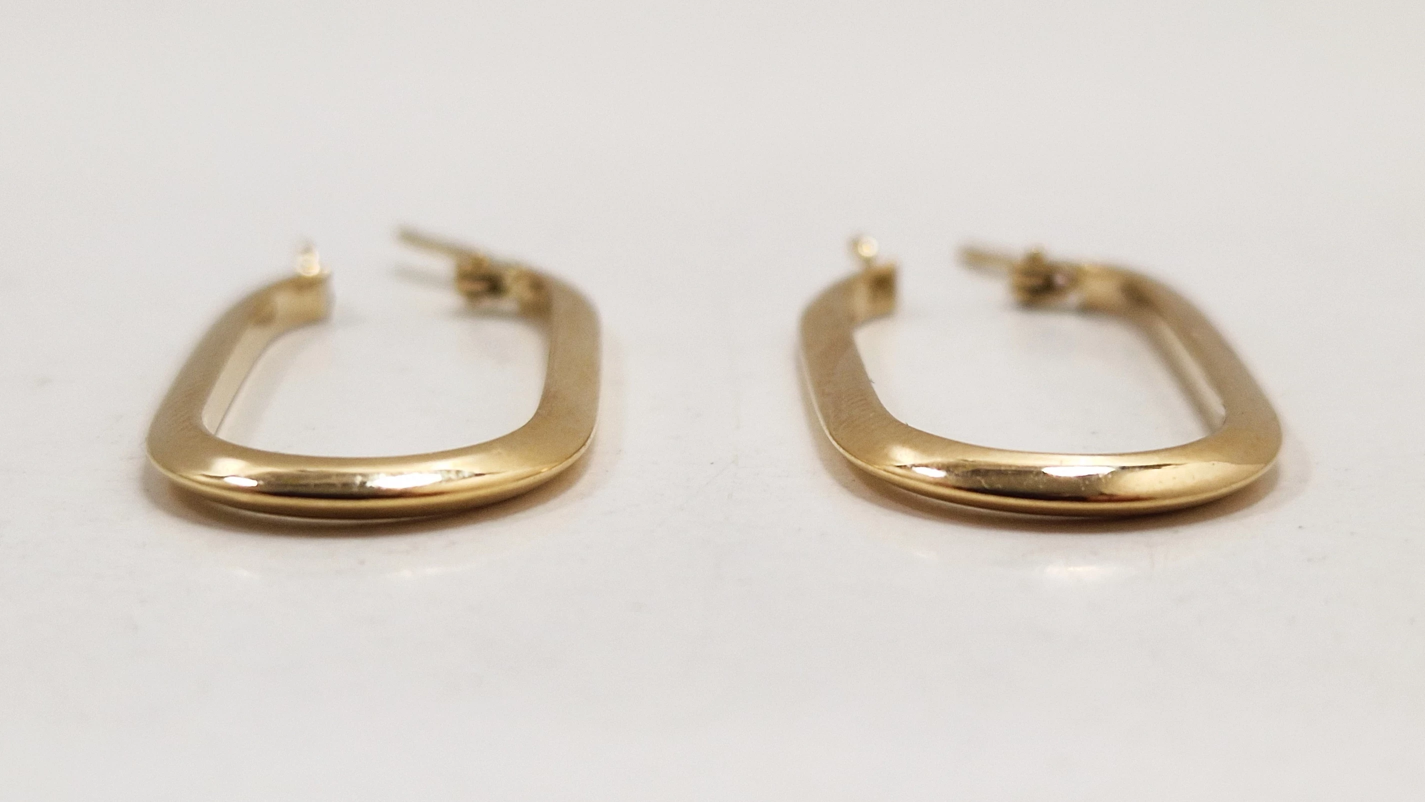 zlote-kolczyki-585-179-g-owalne-material-15835-2