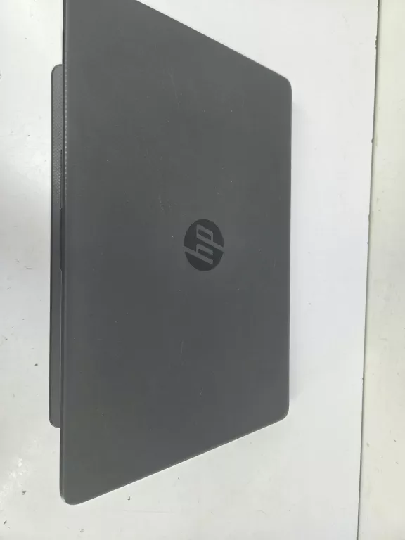 laptop-hp-255-g8-lad-liczba-rdzeni-procesora-4329-3