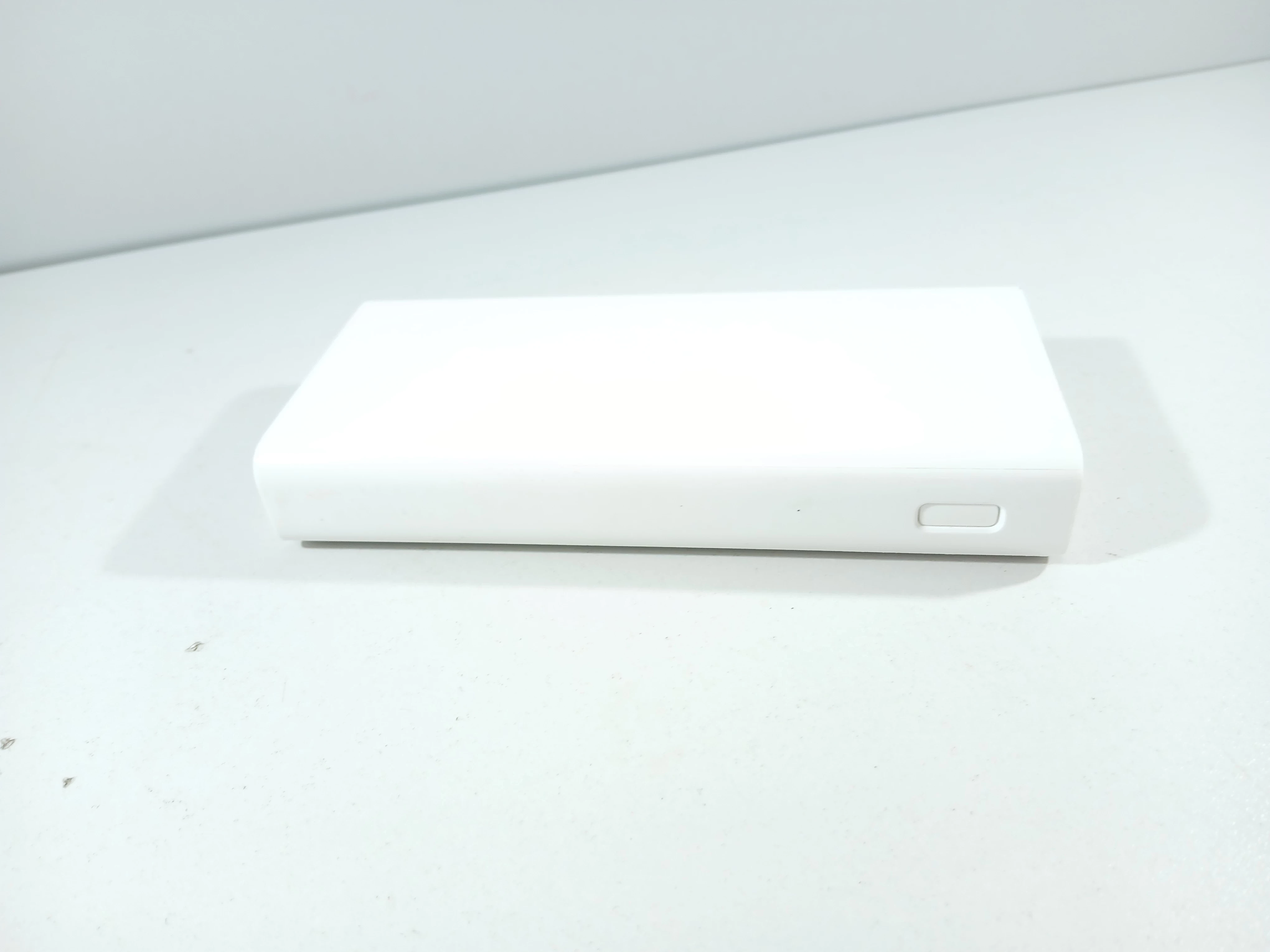 powerbank-xiaomi-20000-mah-bialy-pojemnosc-akumulatora-20000