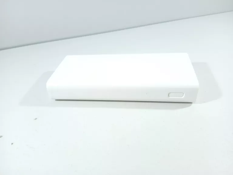 powerbank-xiaomi-20000-mah-bialy-pojemnosc-akumulatora-20000