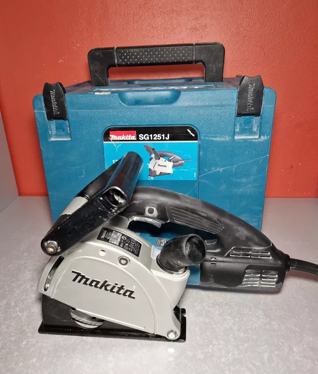 bruzdownica-makita-sg1251j-walizka-emilii-gierczak-35-szczecin-rs