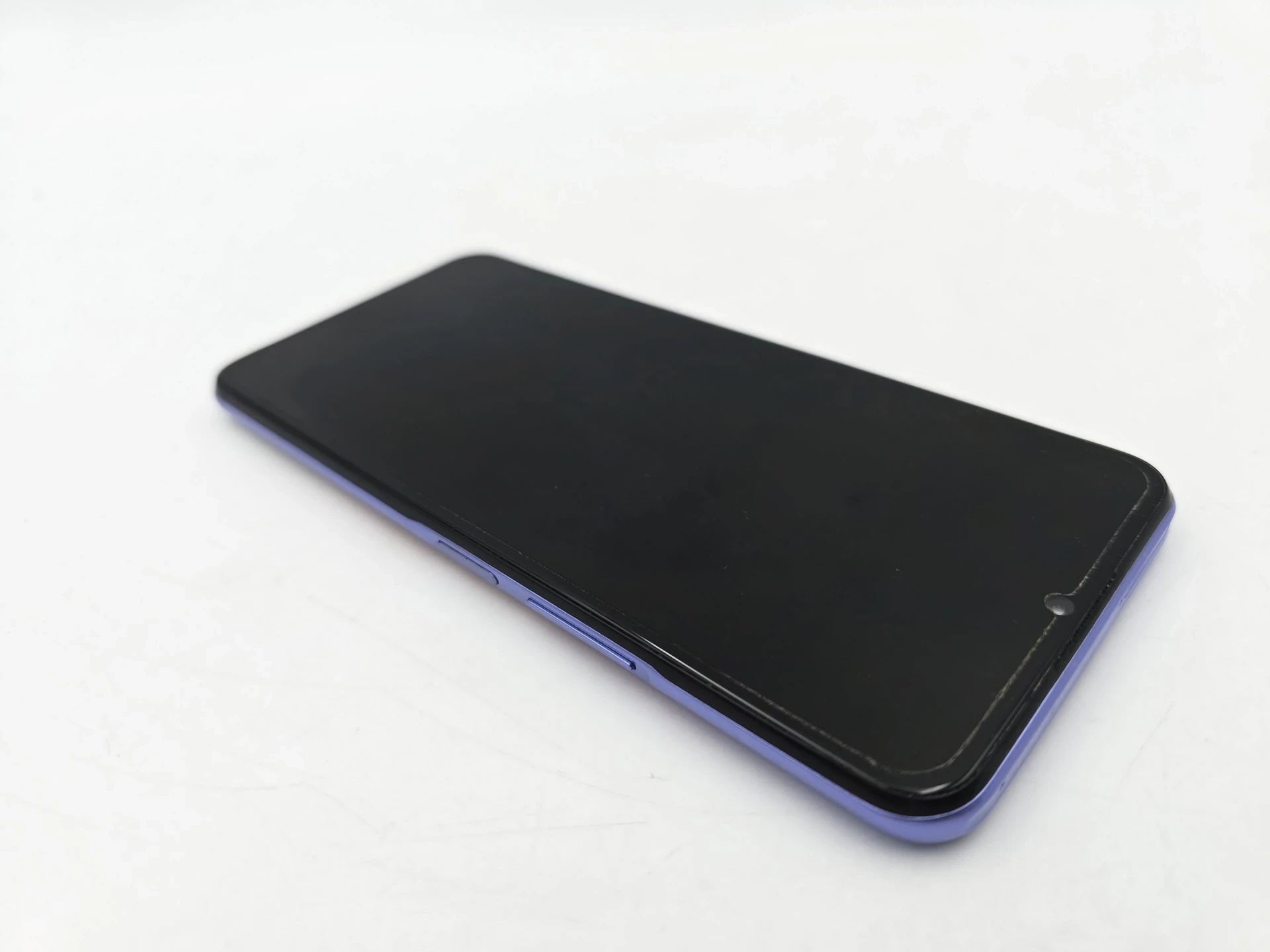 telefon-vivo-y72-5g-8128-opis-system-operacyjny-4388-1