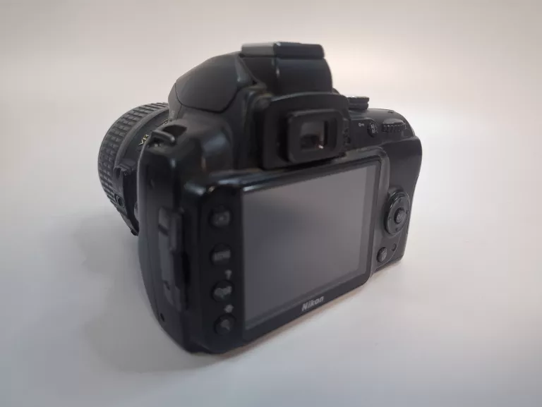 aparat-nikon-d3000-obiektyw-18-55-pokrowiec-rozmiar-matrycy-206882-228774