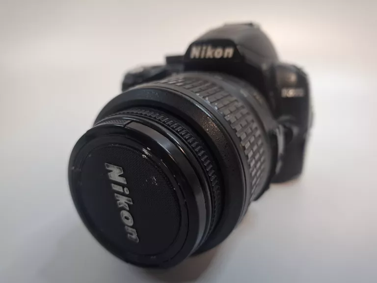 aparat-nikon-d3000-obiektyw-18-55-pokrowiec-rozdzielczosc-1020