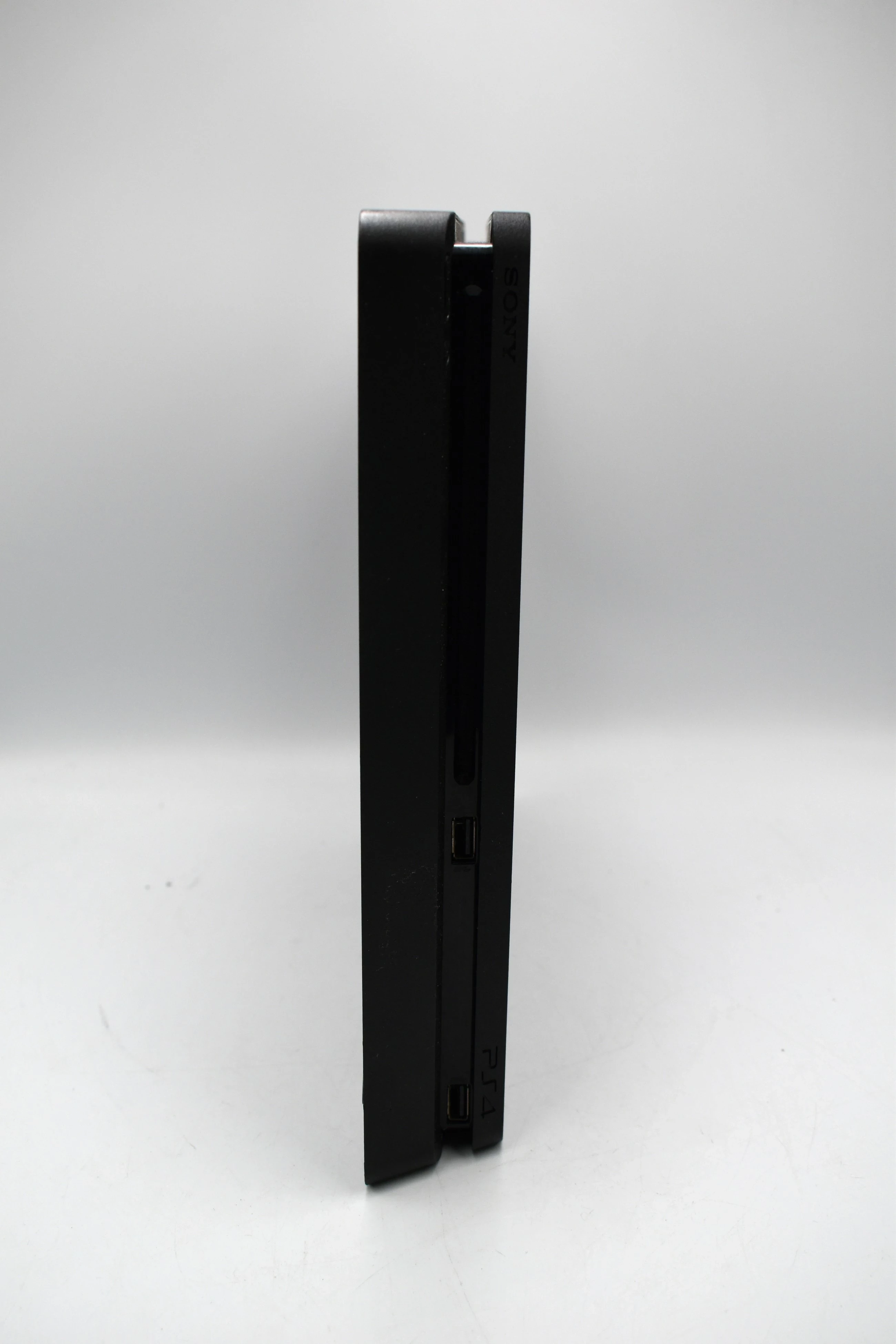 konsola-sony-playstation-4-slim-500-gb-czarny-cuh-2216a-kod-producenta-cuh-2216a