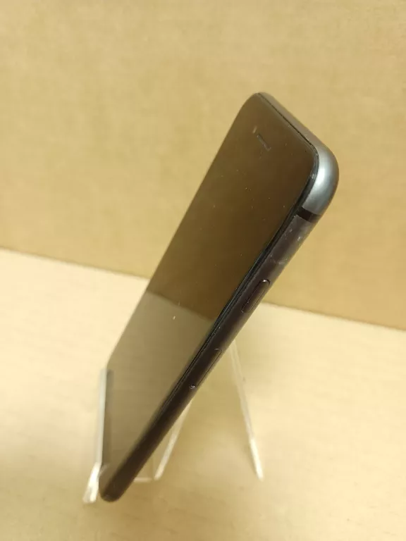 telefon-iphone-8-64-gb-bat-75-kod-producenta-rm-ip8-64