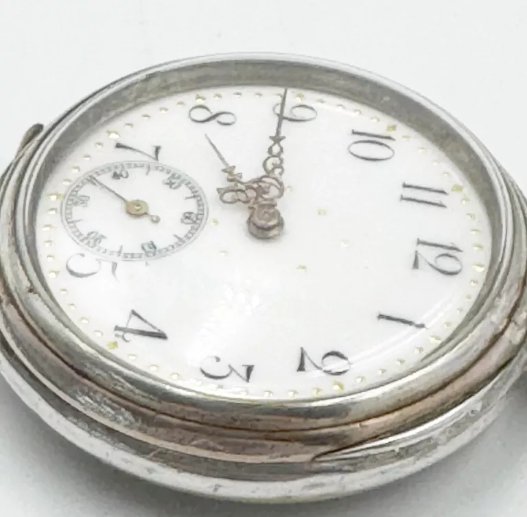 srebrny-zegarek-kieszonkowy-pr-800-z-grawerem-konia-proba-srebra-800