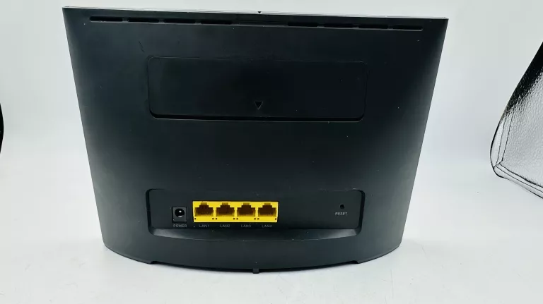 router-na-karte-sim-huawei-b525s-23a-80211b-4g-lte-bez-simlocka-tryb-pracy-4449-256