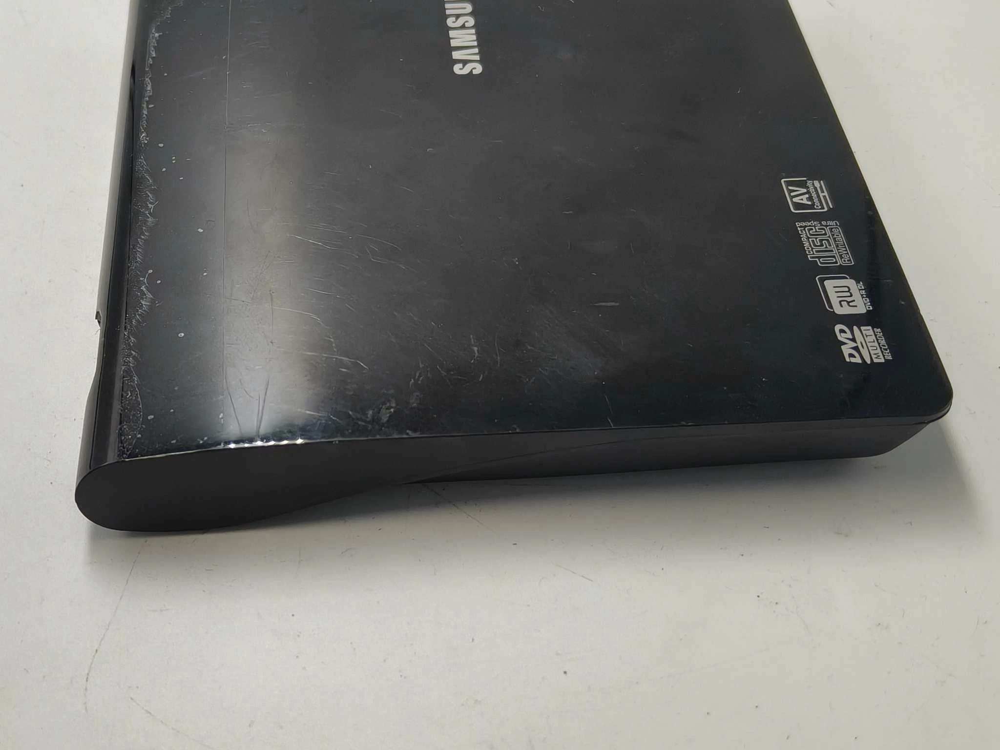 odtwarzacz-nagrywarka-dvd-samsung-se-208-typ-napedu-210614-243342