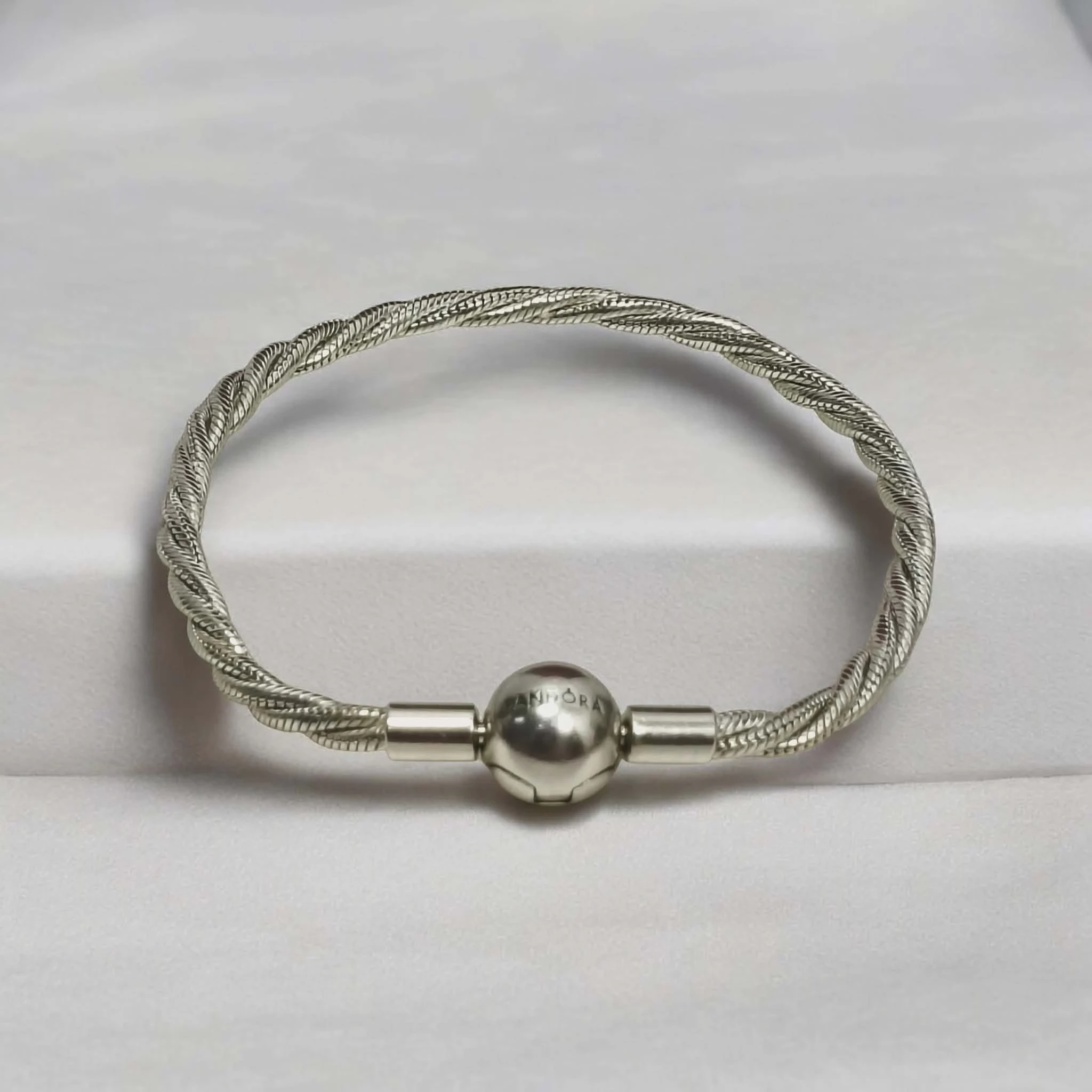 bransoletka-pandora-moments-srebro-s925-ale-18-cm-1060-g-stan-11323-2