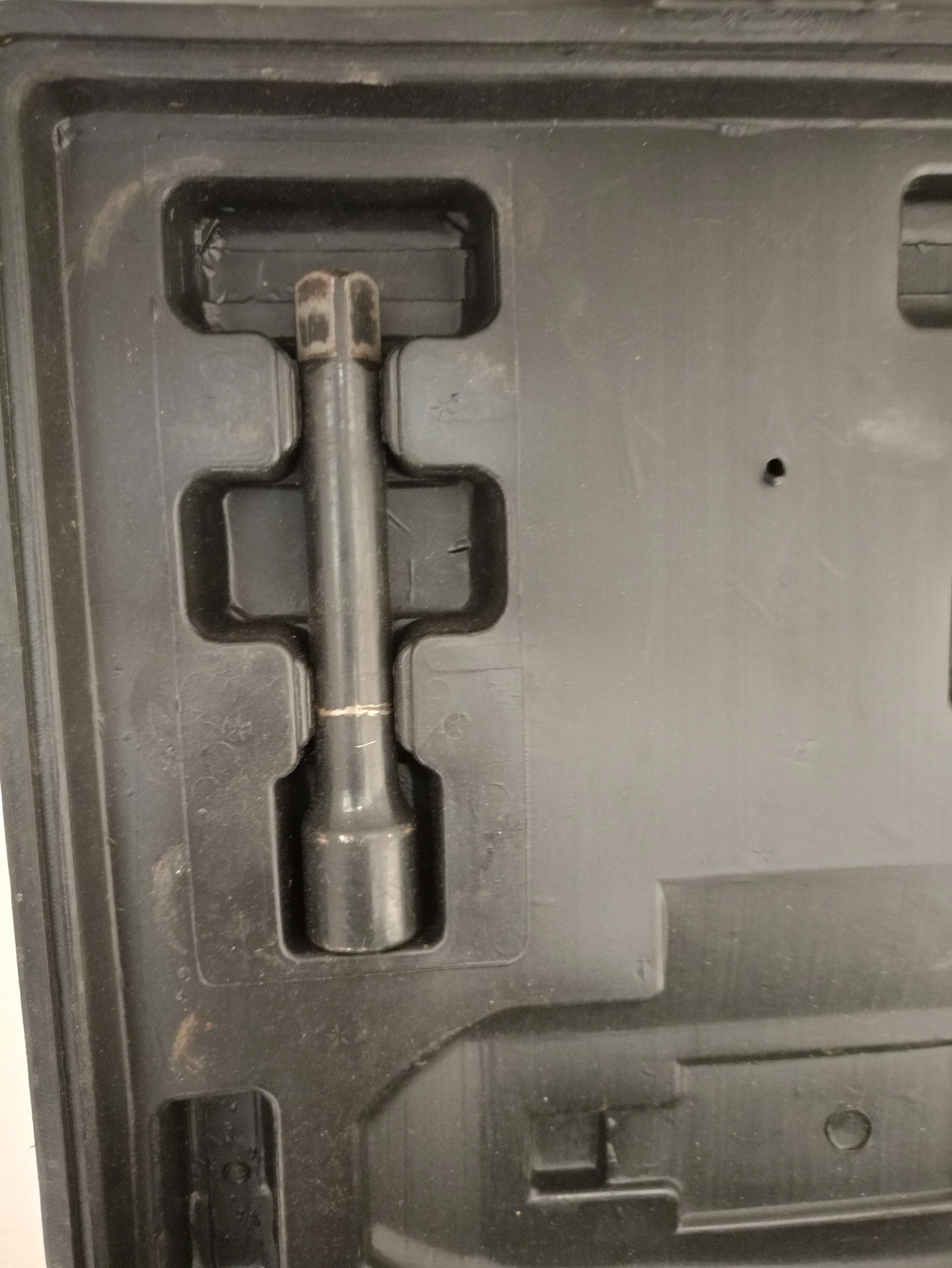 klucz-udarowy-parkside-pdss-310-b5-stan-11323-2