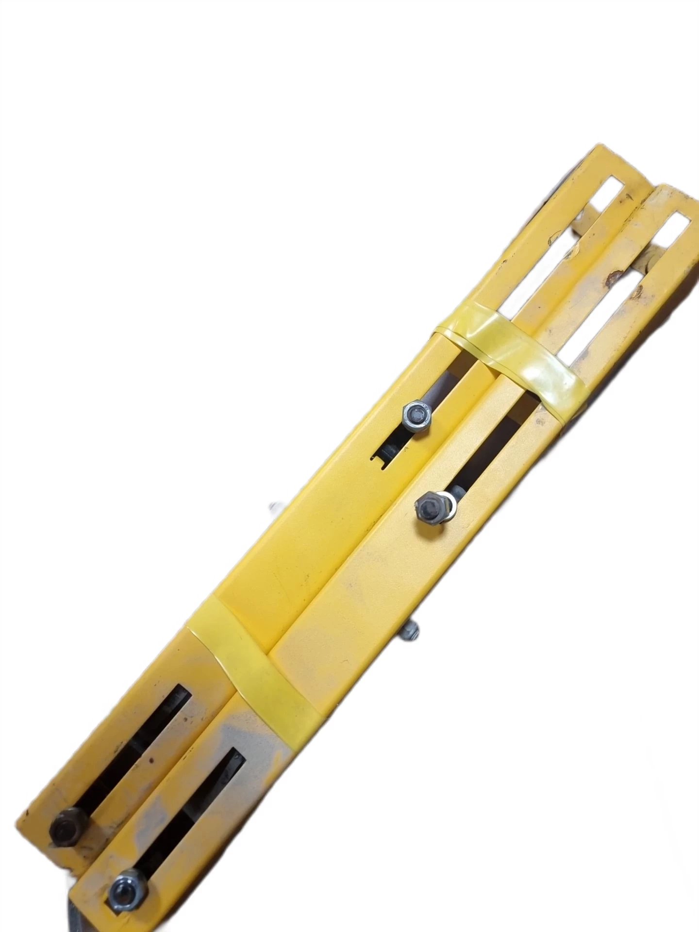 dewalt-konsola-montazowa-do-stolu-de7025-dabrowszczakow-1811-sj-olsztyn