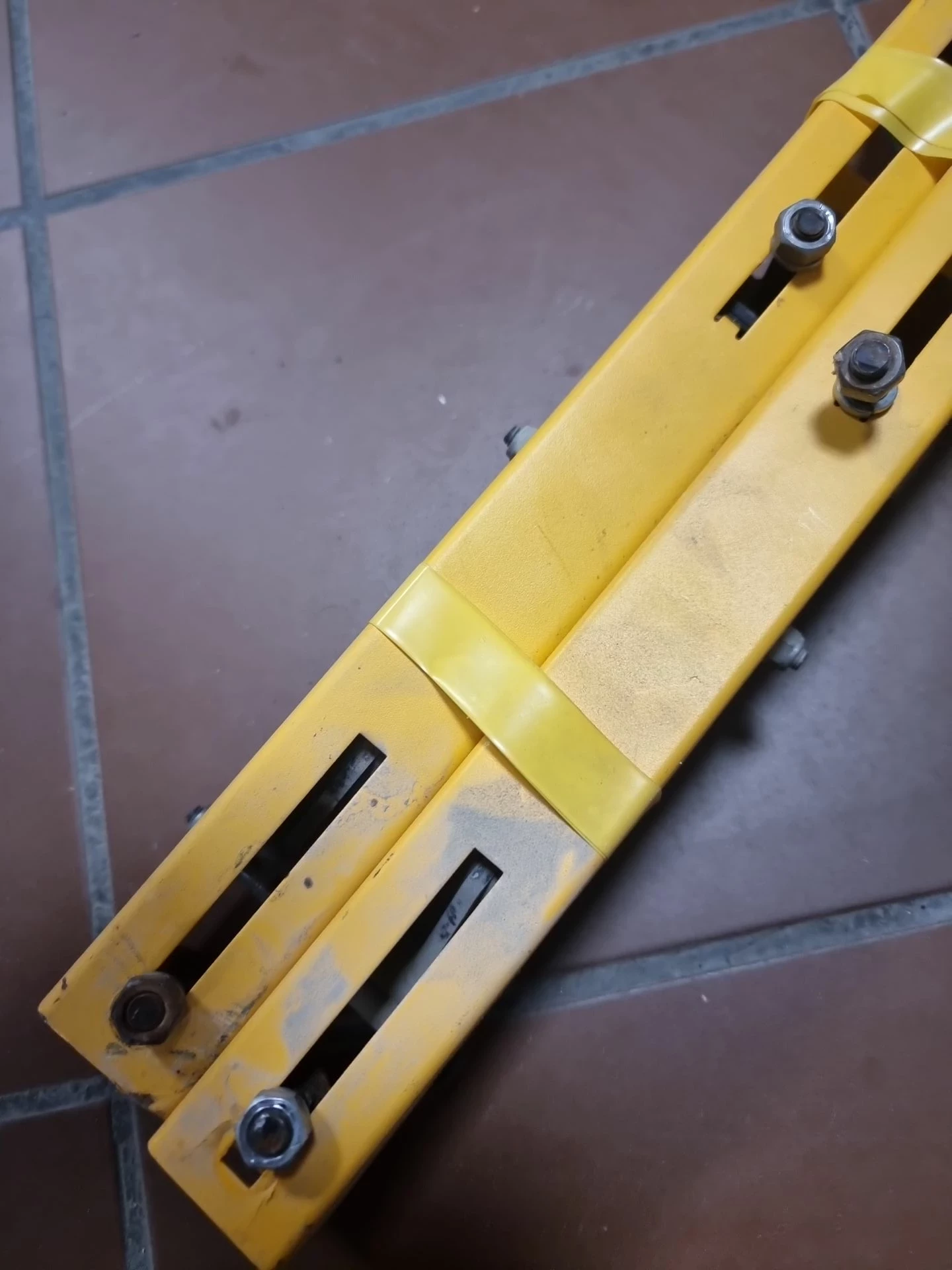 dewalt-konsola-montazowa-do-stolu-de7025-ean-gtin-5035048115428