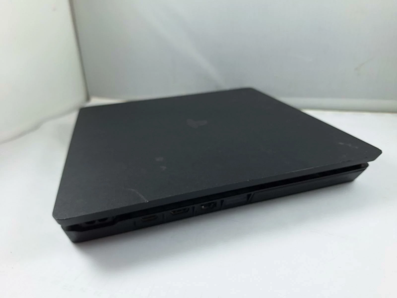 konsola-ps4-slim-500gb-pad-gry-producent-248914-1705040