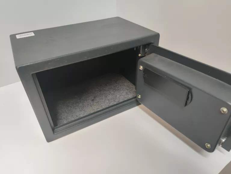 sejf-bayersystem-z-zamkiem-elektroniczym-przeznaczenie-10843-16