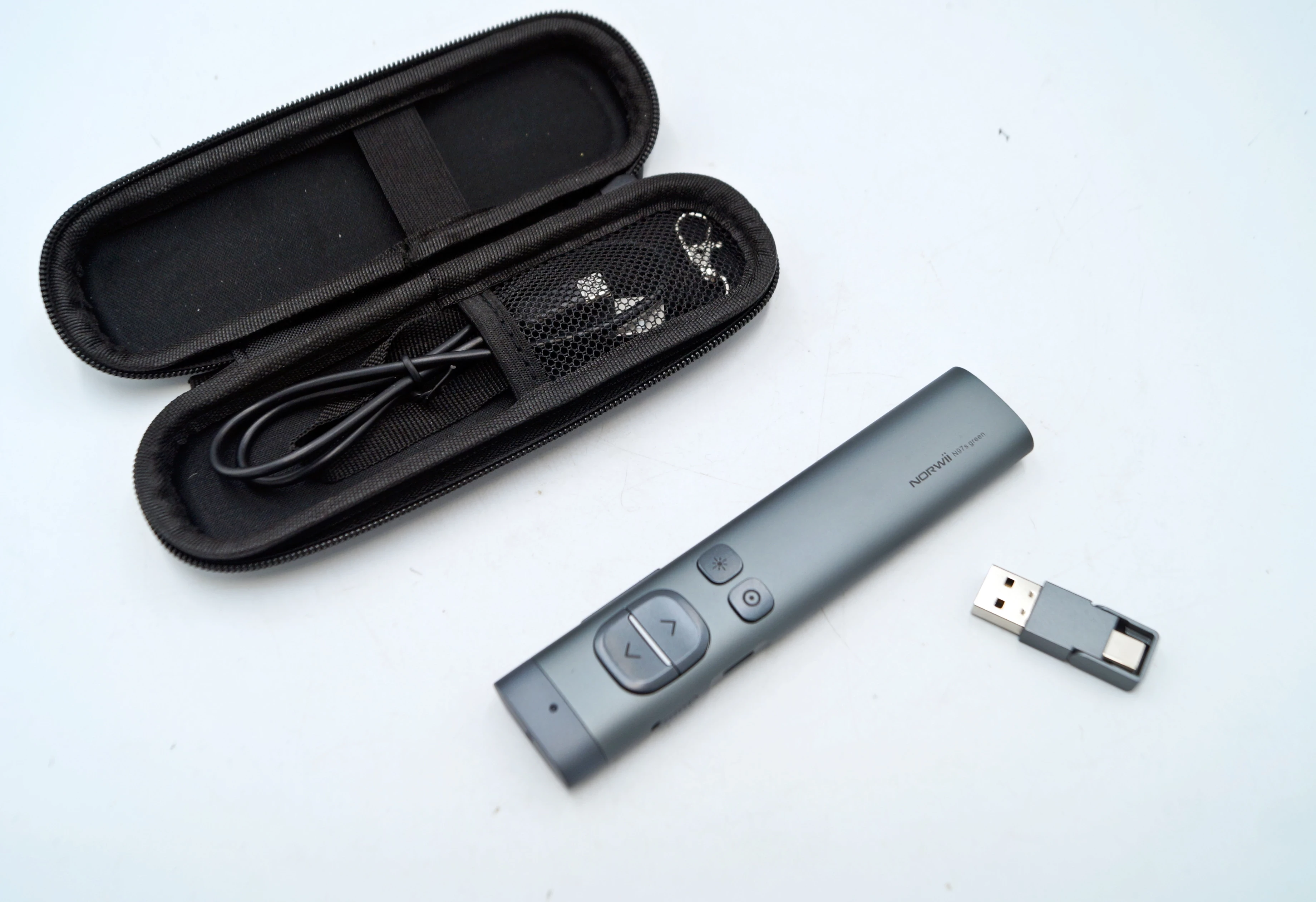 pilot-z-wskaznikiem-laserowym-do-prezentacji-multimedialnych-norwii-n96s-chelmska-50-warszawa