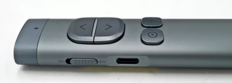 pilot-z-wskaznikiem-laserowym-do-prezentacji-multimedialnych-norwii-n96s-zawiera-baterie-250685-2006716