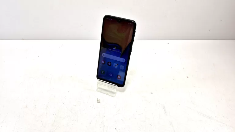 telefon-samsung-galaxy-a20e-232gb-kod-producenta-sm-a202fzkdxeo