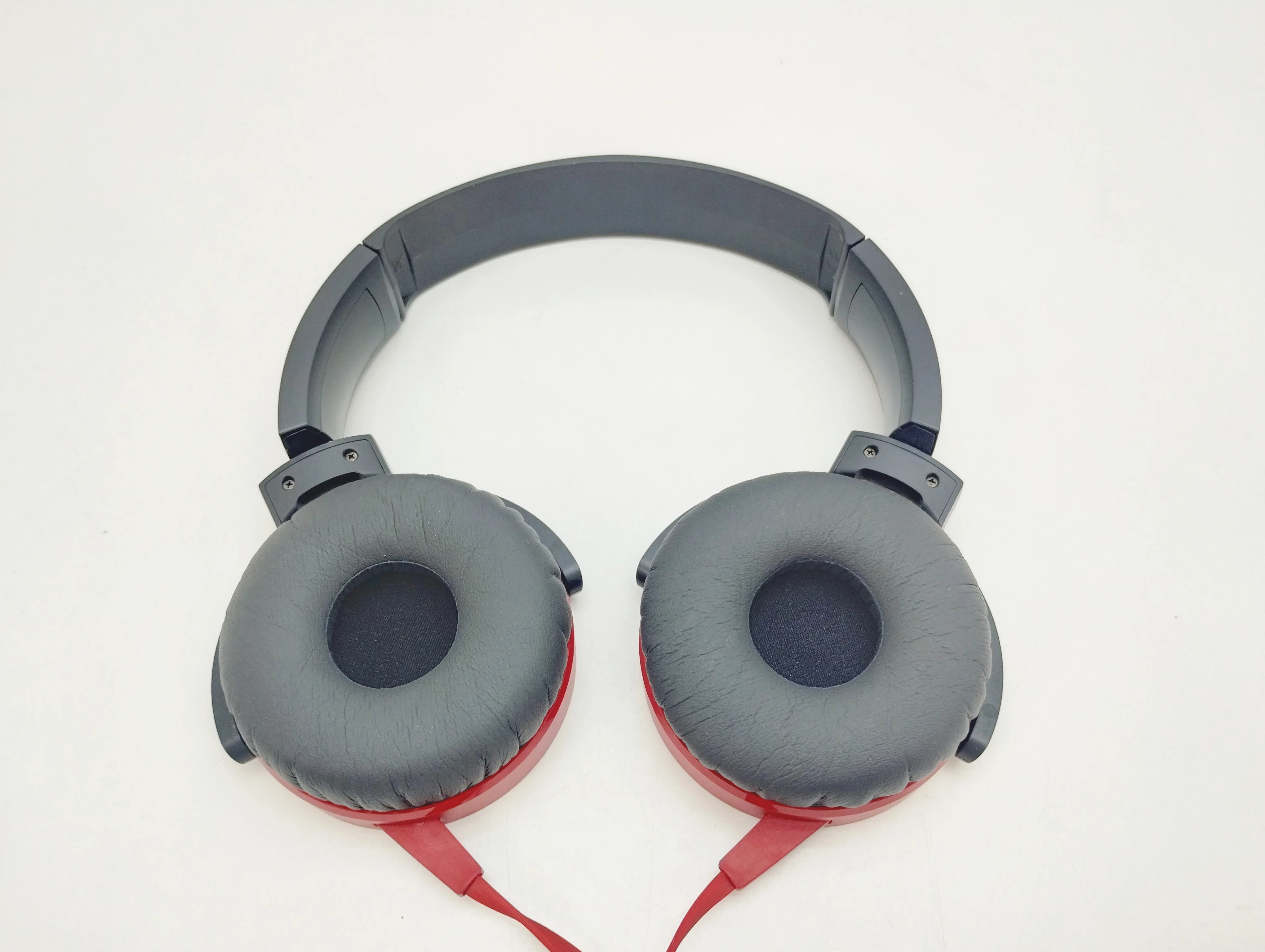 sluchawki-sony-mdr-xb450-stan-11323-2