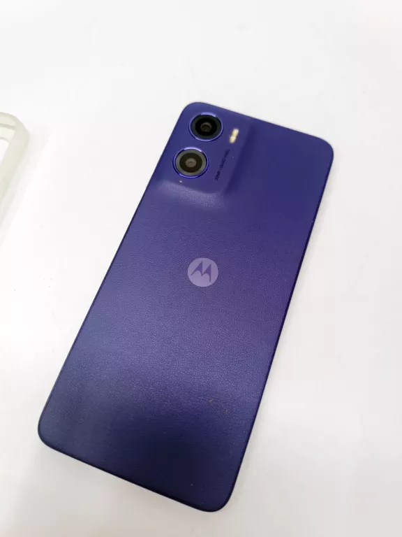 telefon-motorola-moto-e15-model-xt2523-6-przekatna-ekranu-667