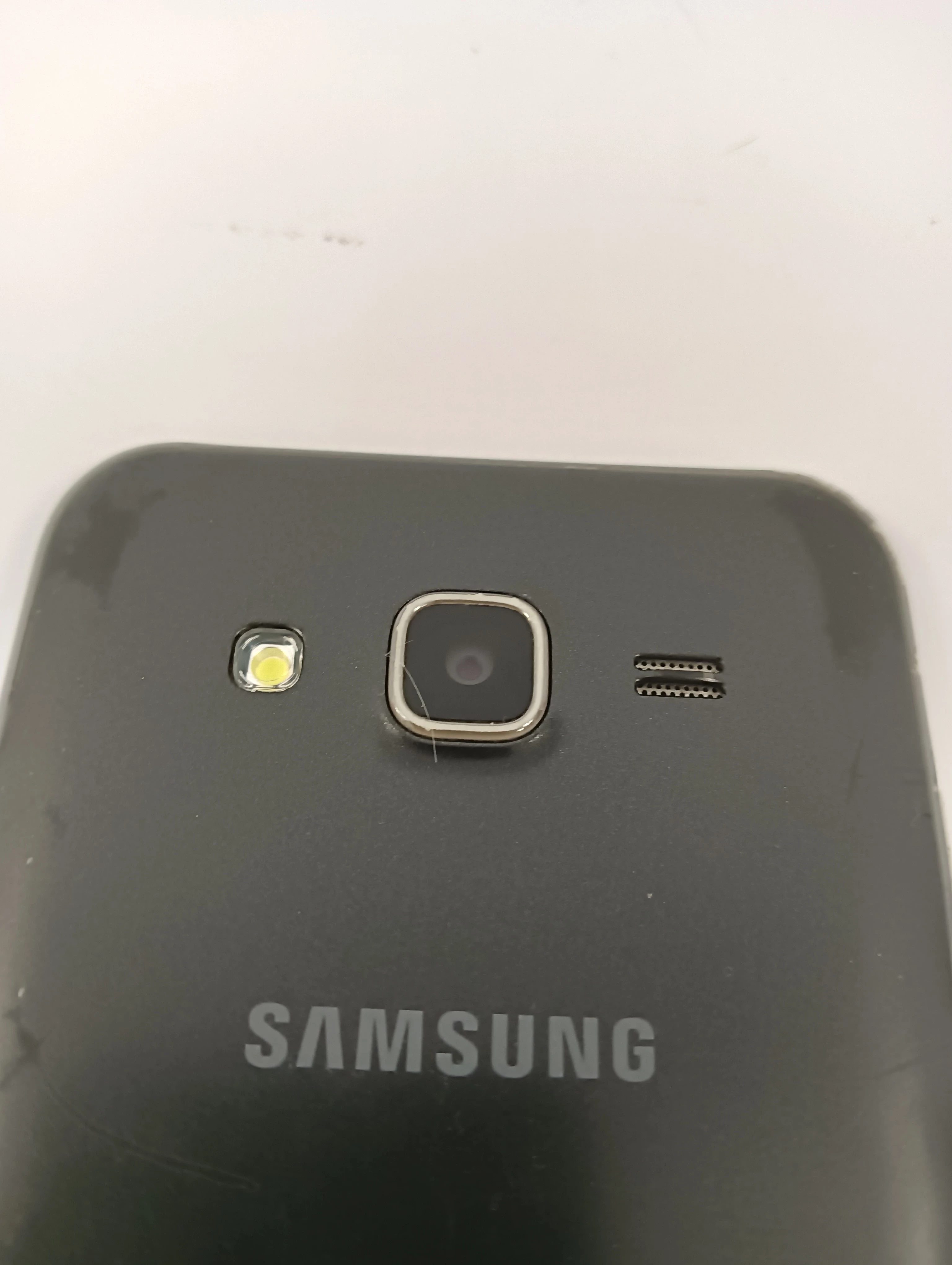 telefon-samsung-galaxy-j5-system-operacyjny-4388-1