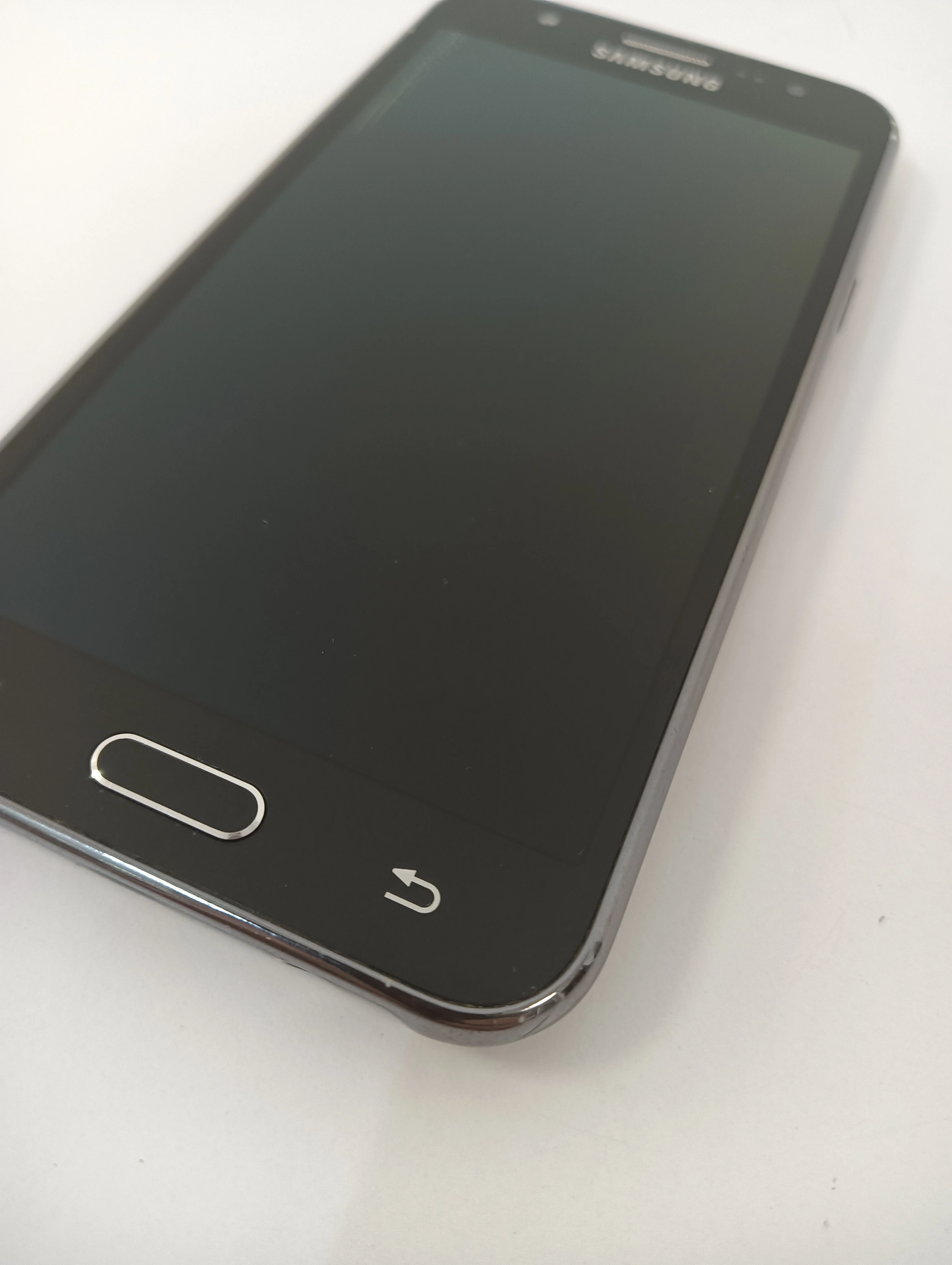 telefon-samsung-galaxy-j5-typ-202685-212929