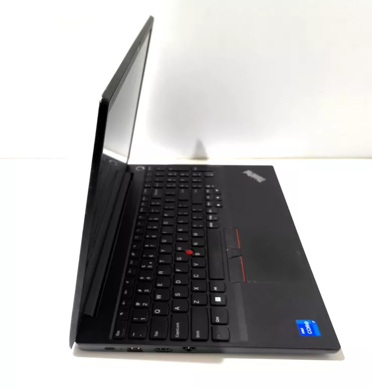 laptop-lenovo-thinkpad-e15-g4-seria-procesora-4366-10