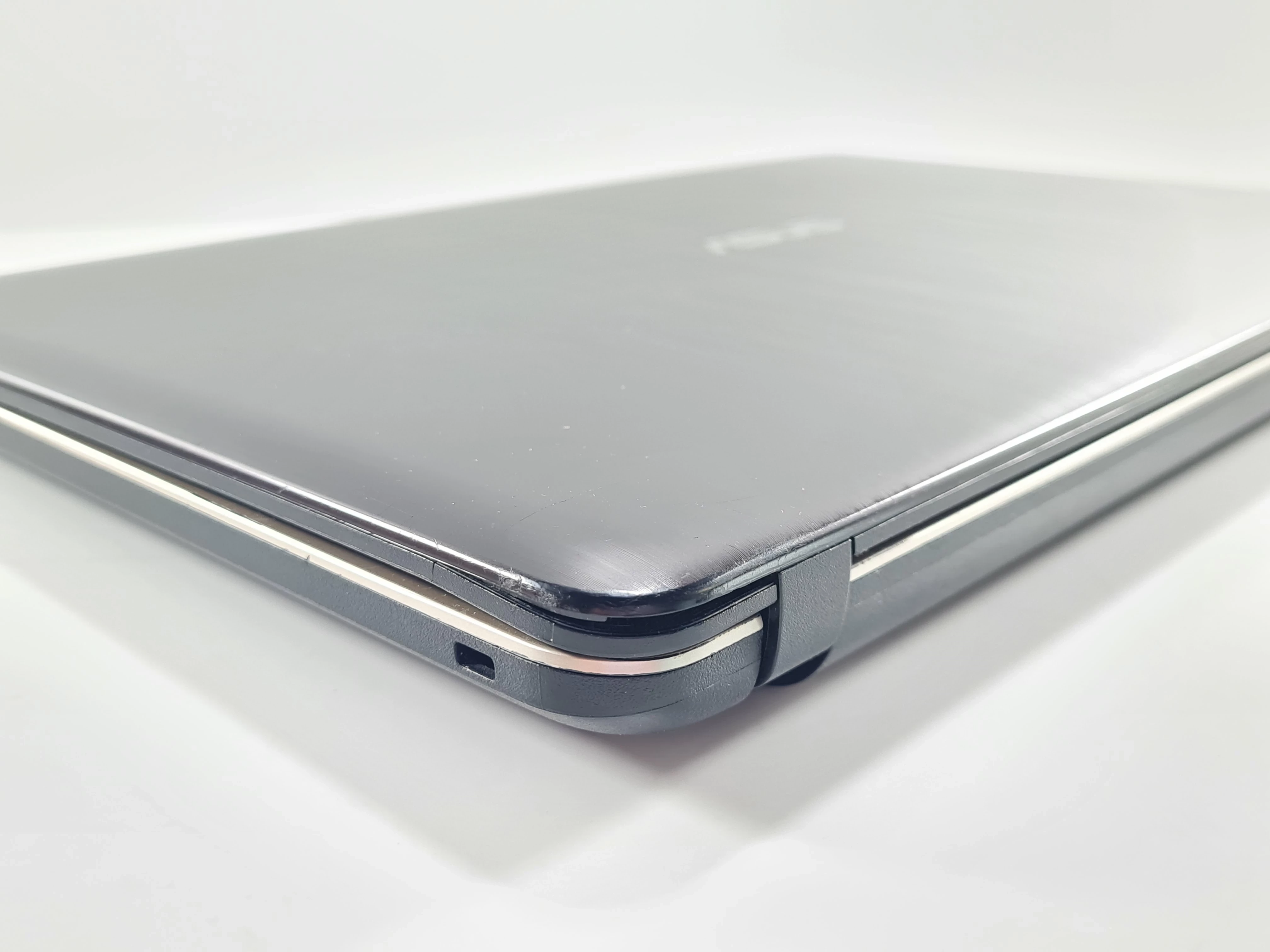 laptop-asus-x540n-4gb-ram-intel-celeron-windows-10-pro-wielkosc-pamieci-ram-200941-2177