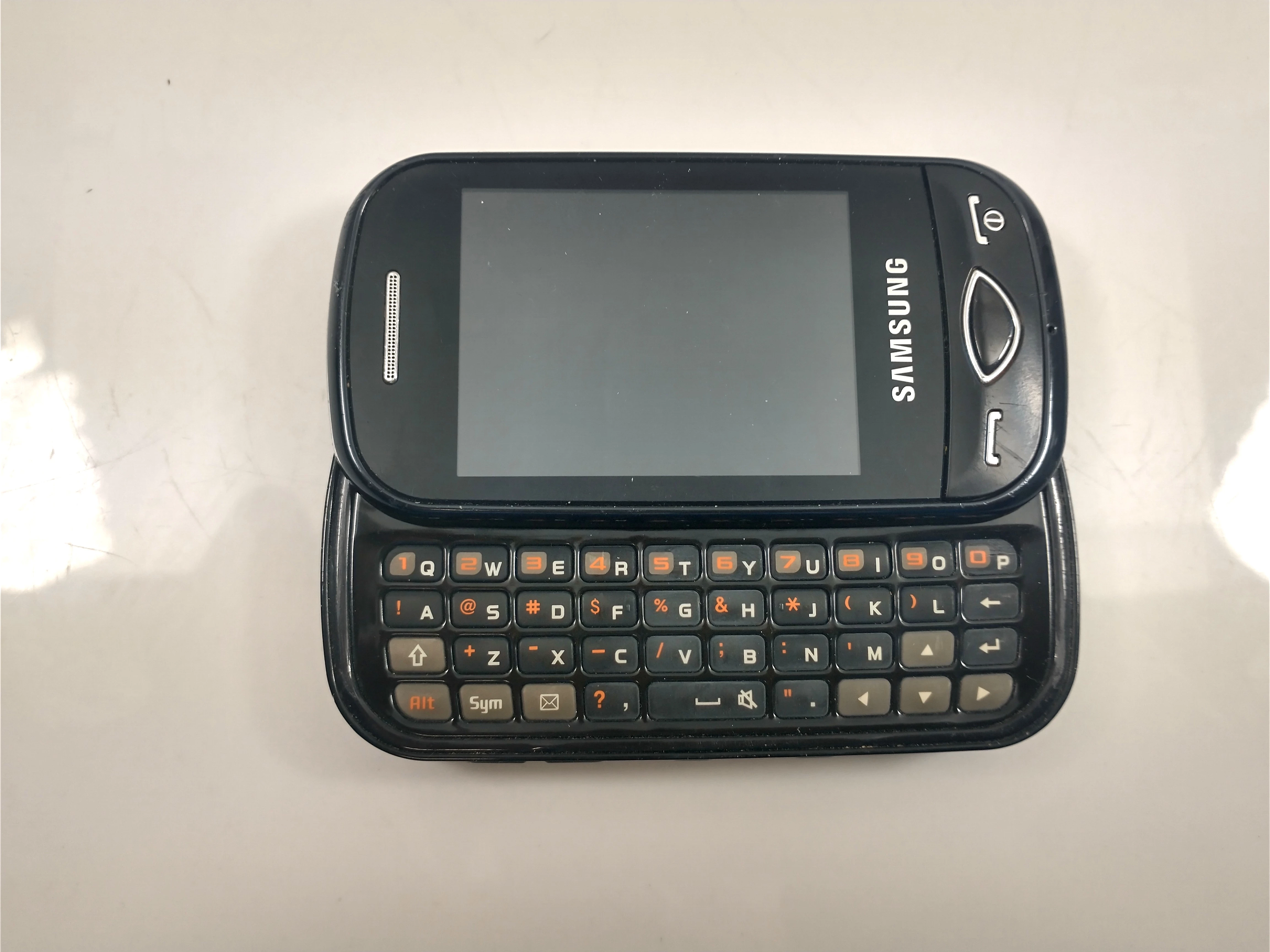 telefon-samsung-gt3410-gol-kod-producenta-gt-b3410