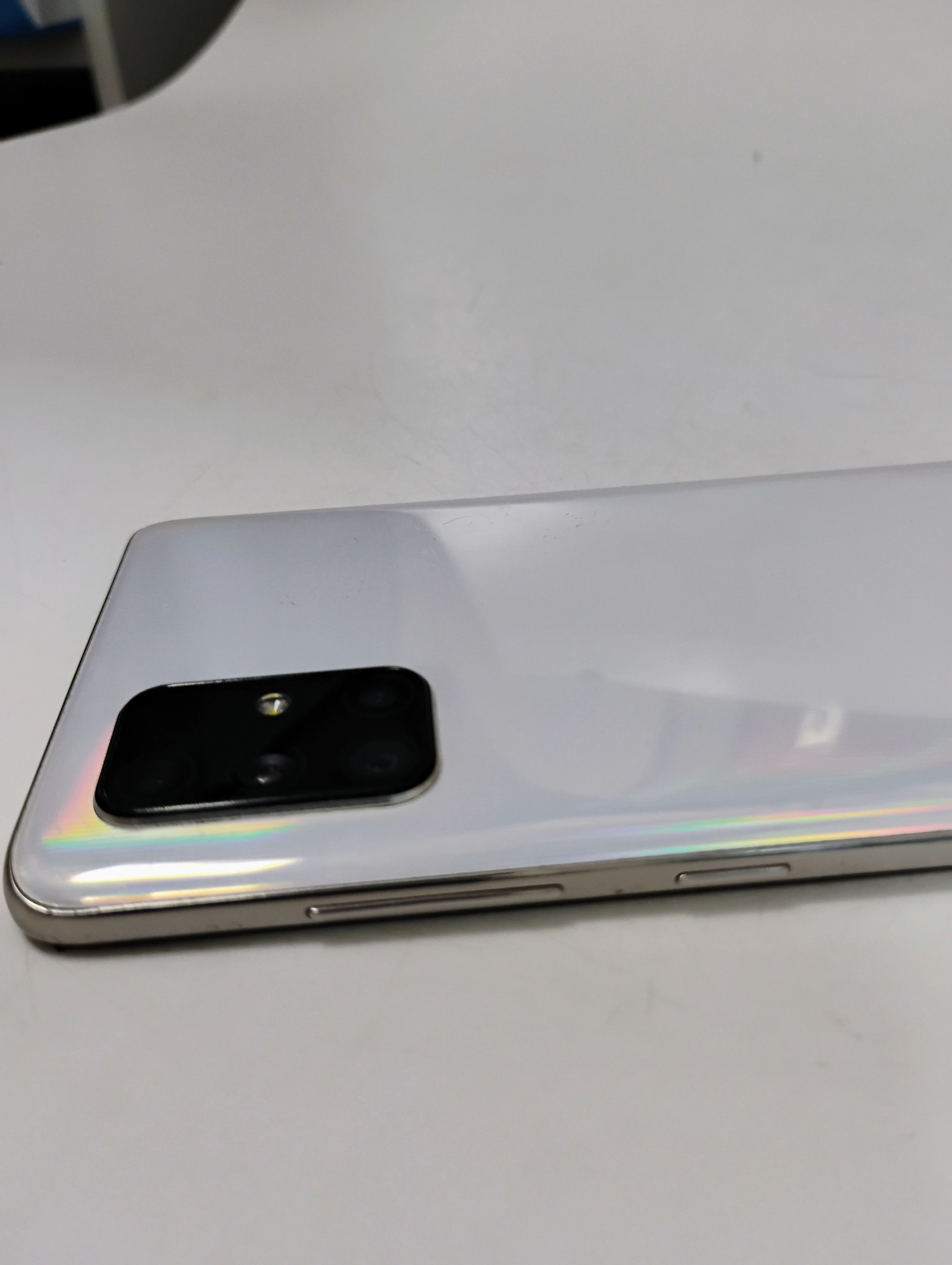 telefon-samsung-a71-typ-202685-212929