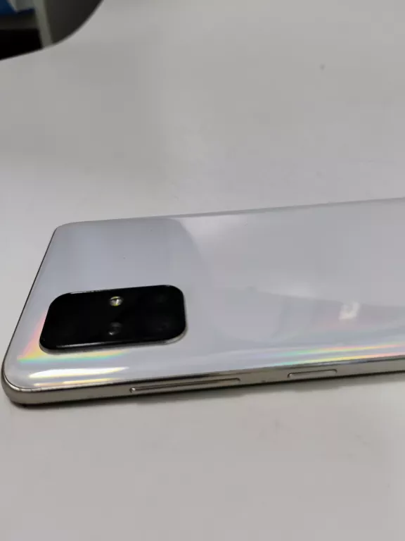 telefon-samsung-a71-typ-202685-212929