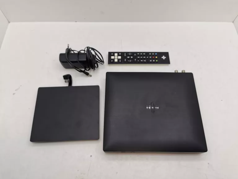 dekoder-canal-ultrabox-ncp-3670-z-dyskiem-hdd-1000ncp-stan-11323-2