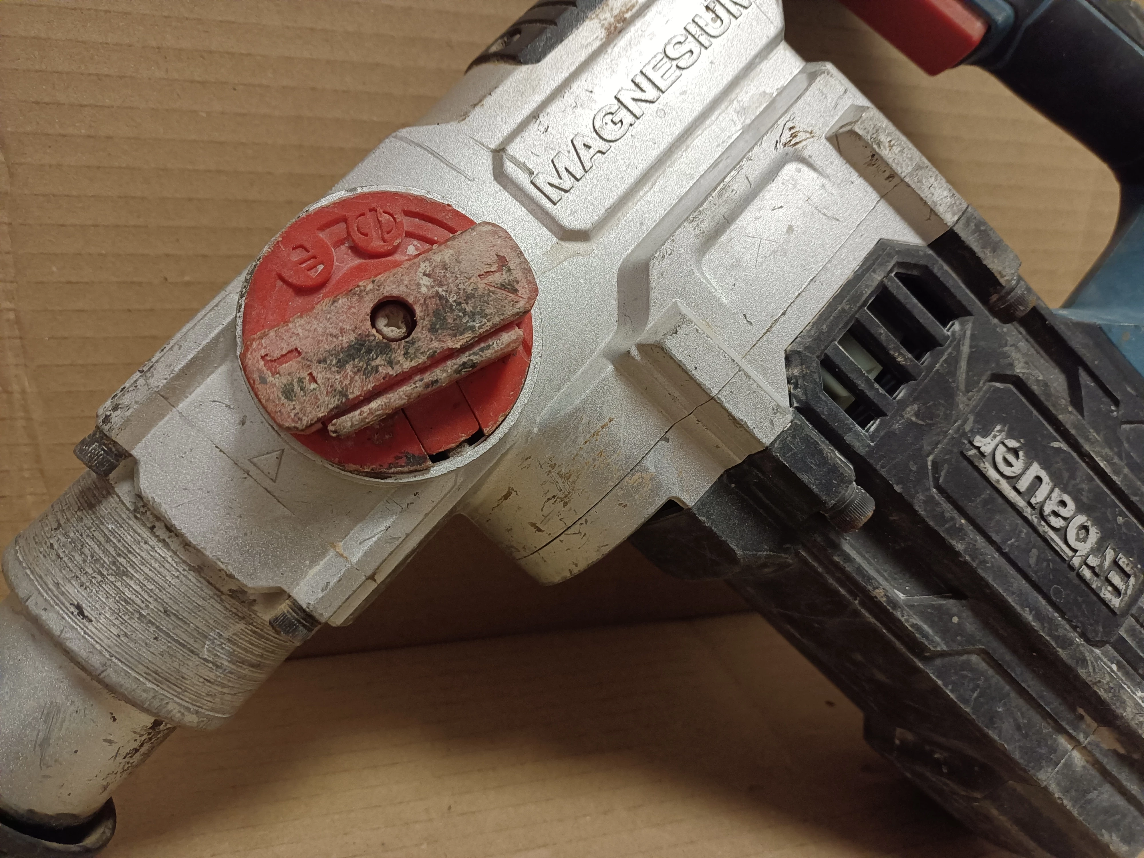 mlotowiertarka-erbauer-erh-sds-1500-ean-gtin-3663602794875