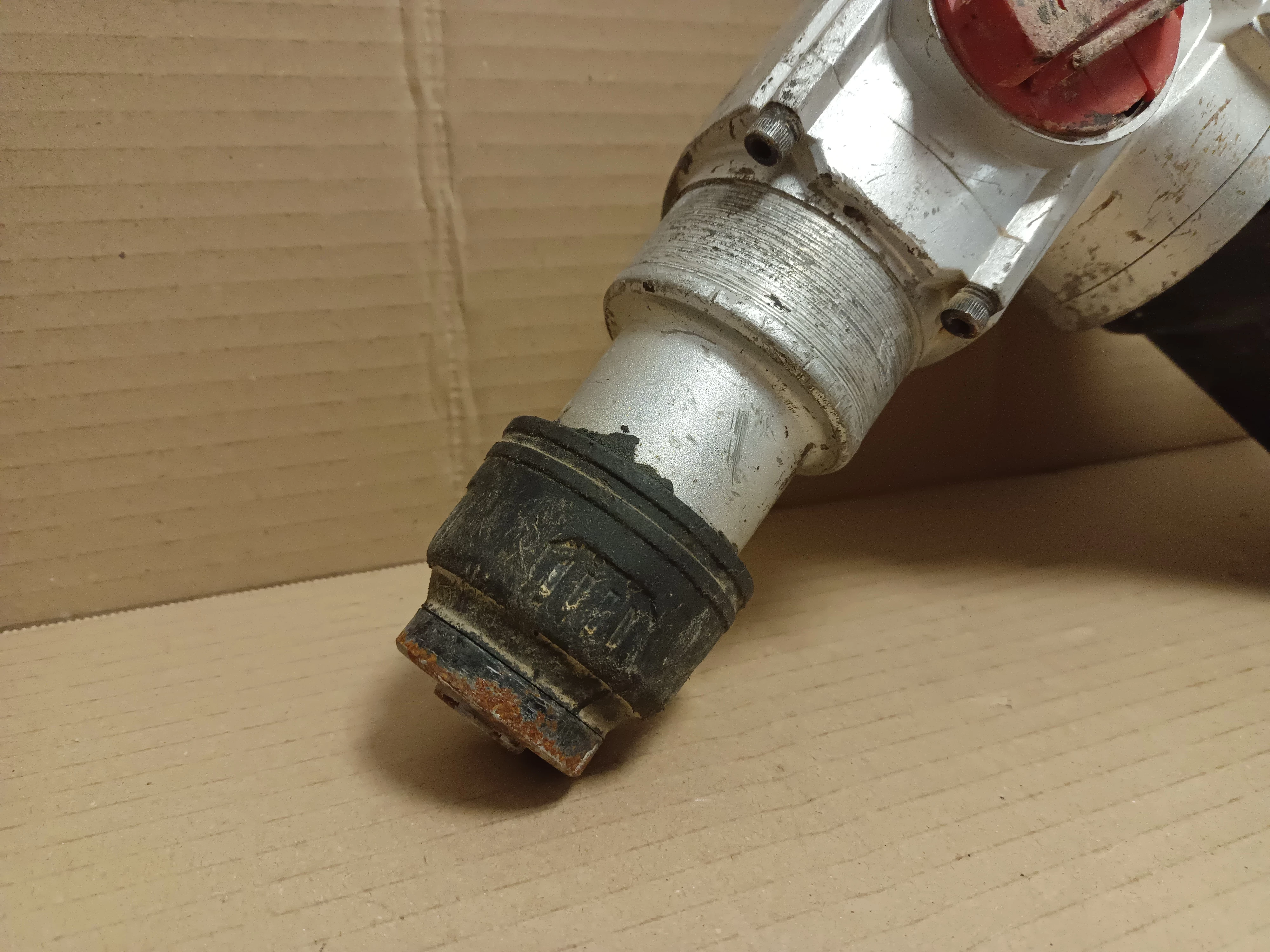 mlotowiertarka-erbauer-erh-sds-1500-stan-11323-2