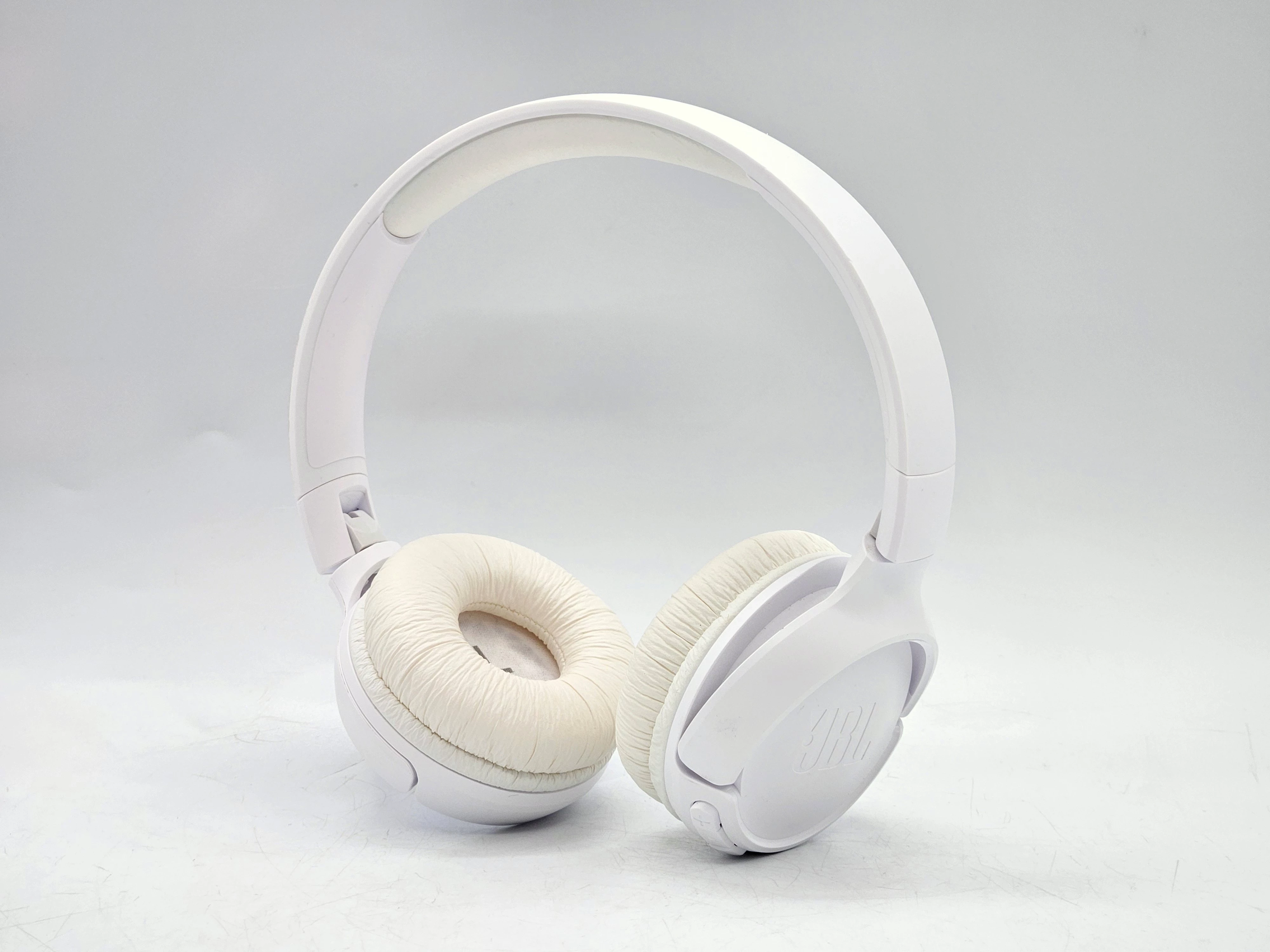 sluchawki-jbl-tune-510bt-biale-bezprzewodowe-nauszne-3-maja-48-poznan-ska-x